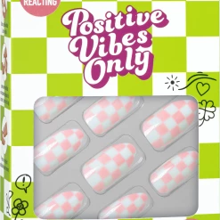 Essence Positive Vibes Only Colour-changing Click & Go Nails 01